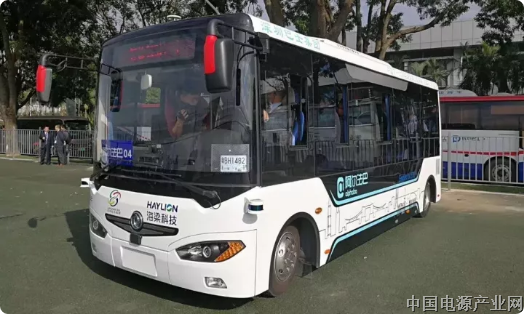 刚刚，全球第一批智能公交从深圳发出！
