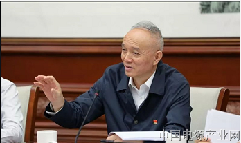 市委常委会召开会议：城市发展，交通先行