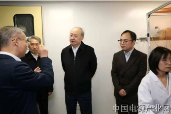 尹力走进新型研发机构、产业园区和医院调研，察看脑机接口等技术研发应用情况，要求强化国际科技创新中心策源功能