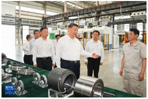 习近平：坚定信心推动高质量发展高效能治理 奋力谱写中原大地推进中国式现代化新篇章