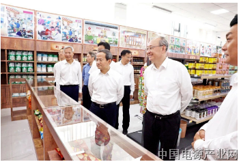尹力围绕推动生态涵养区绿色发展调研，要求走生态优先绿色低碳的高质量发展之路，着力建设人与自然和谐共生的美丽家园