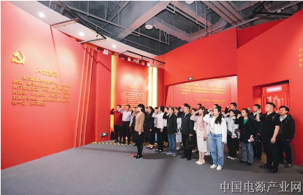 当好深入贯彻中央八项规定精神排头兵